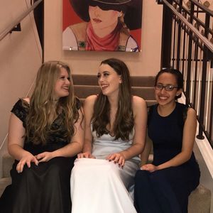 Meet your Posher, Caitlin